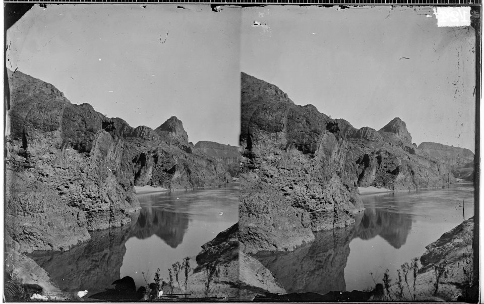 MIDDLE OF BLACK CANYON COLORADO RIVER, LOOKING DOWNSTREAM - NARA - 523896