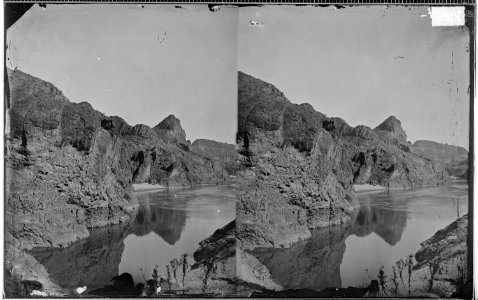 MIDDLE OF BLACK CANYON COLORADO RIVER, LOOKING DOWNSTREAM - NARA - 523896