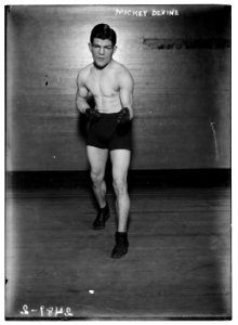 Mickey Devine LCCN2014691315