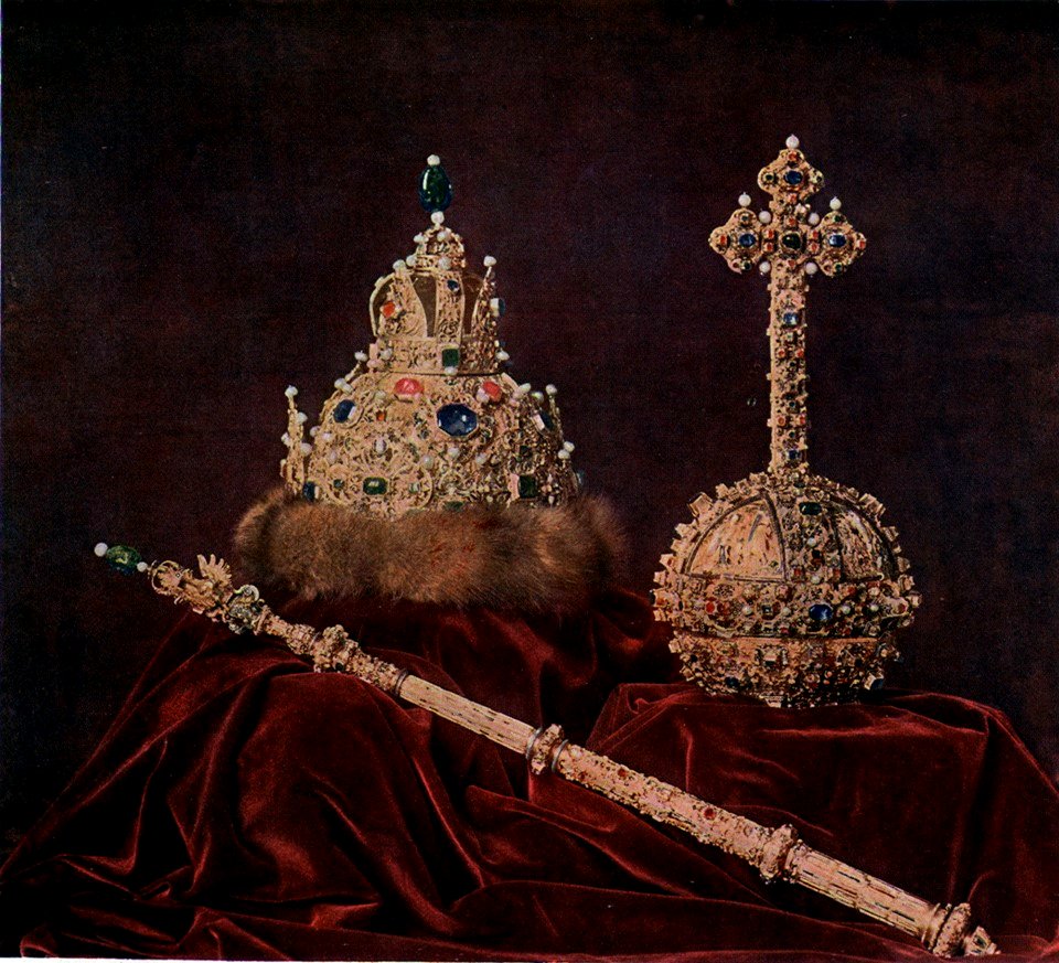 Michael I's regalia by Prokudin-Gorsky (1910s)