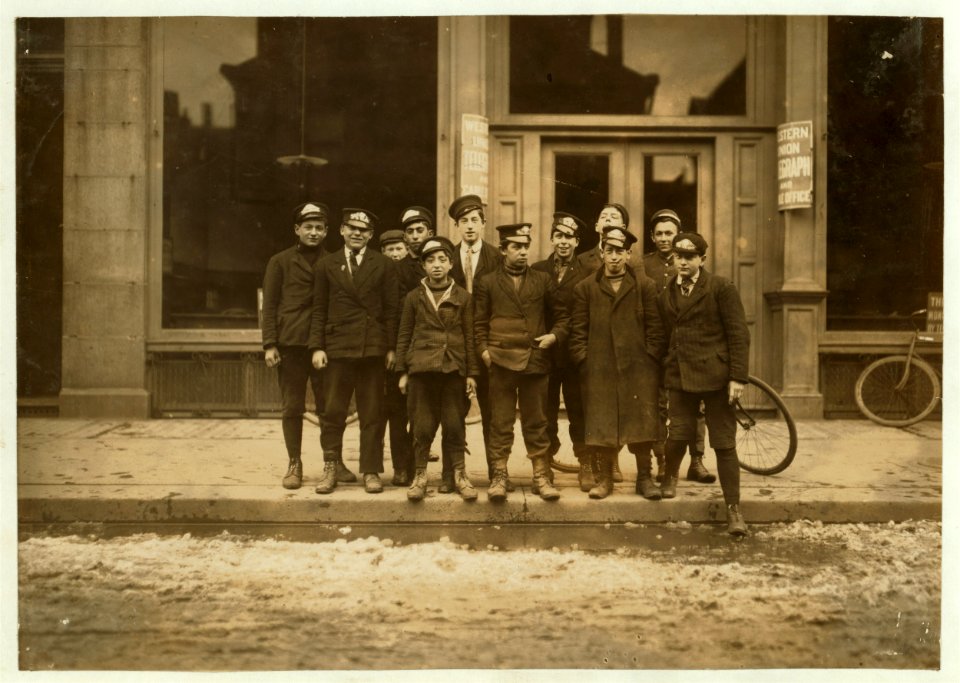 New Haven, Conn. March 8, 1909. Messenger boys. They work until 11 P.M. LOC nclc.03250