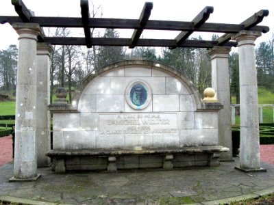 Michel Welter Monument w