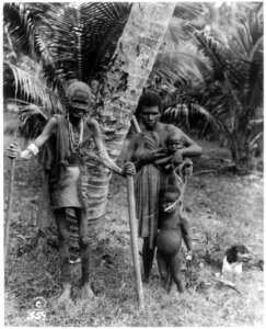 New Hebrides old woman, woman and two children LCCN2003663784