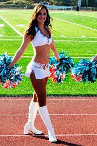 Miami Dolphins cheerleaders visit Guantanamo -i