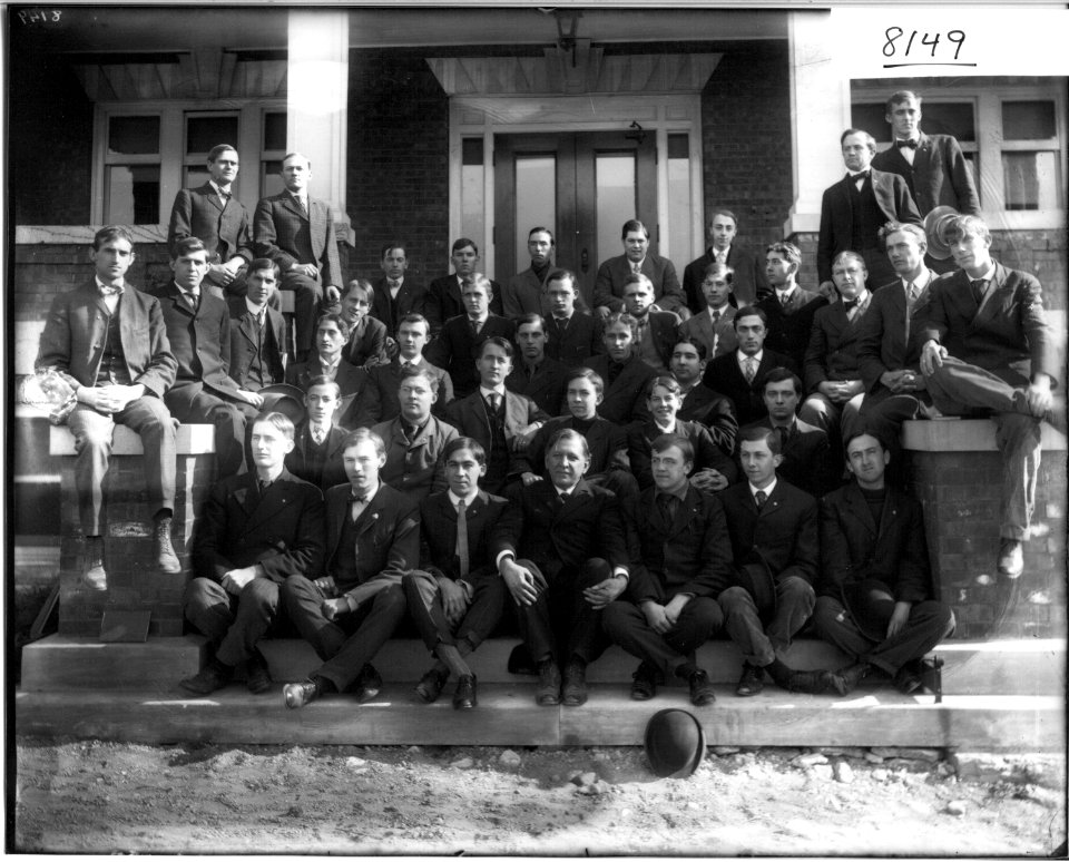 Miami Union Literary Society, Miami University, in 1907 (3194695179)