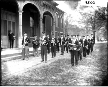 Miami University band members with instruments in 1909 (3200496832)