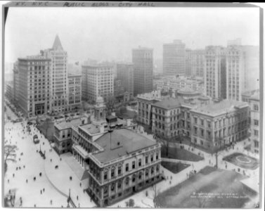 New York (City). View looking west over City Hall Park LCCN2007681073