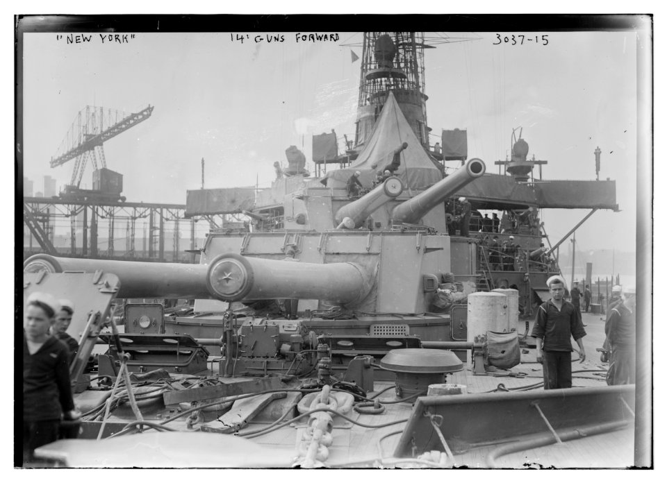 NEW YORK - 14' guns forward LCCN2014695857