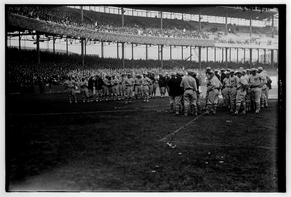 New York and Boston players at Polo Grounds, opening day, 1923 (baseball)
