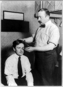 New York City Police Dept. activities- taking Bertillon measurements- cranium LCCN2006677370