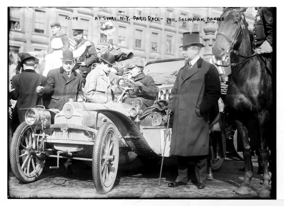 New York - Paris race- Jeff. Seligman, banker, start of race, New York LCCN2014680121