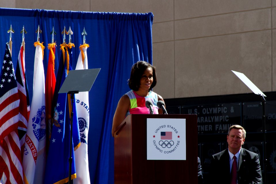 Michelle Obama delivers remarks at the 2012 Warrior Games 120430-N-AN499-187