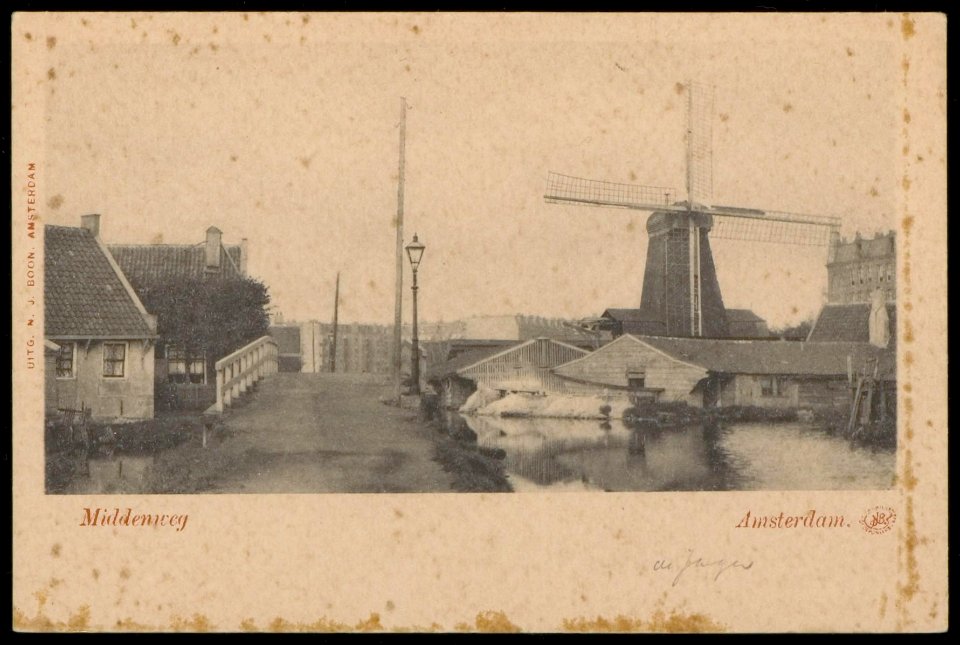 Middenweg (voormalige). Nu Frederik Hendrikstraat. Met molen de Jager. Uitgave N.J. Boon, Amsterdam-001 photo