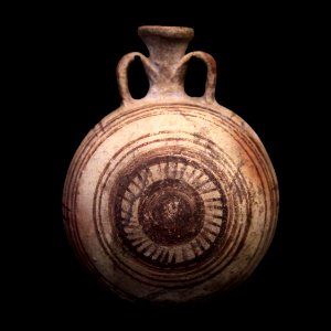 New Year bottle-MAHG 018051-IMG 1694-black