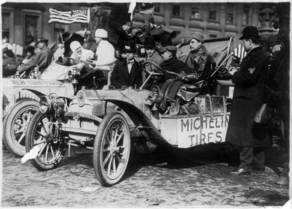 New York to Paris auto race, 1908- reporters interviewing drivers at start of race. NYC. American & French entries LCCN2004679574