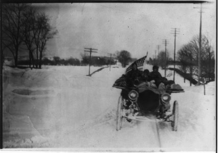 New York to Paris automobile race, start of race, New York City, the Thomas Flyer LCCN2016646392