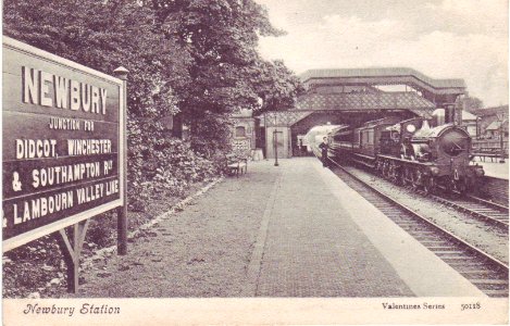 Newbury railway station 3 photo