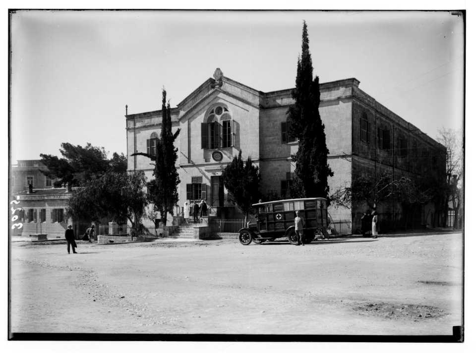 Newer Jerusalem and suburbs. The Municipal Hospital in Russian Compound LOC matpc.02579