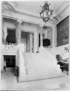 New York Yacht Club- (Main hallway with marble staircase) LCCN2003662073
