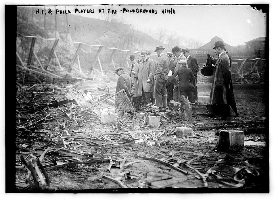 New York, NL & Philadelphia, NL players view fire damage, Polo Grounds LCCN2014689022