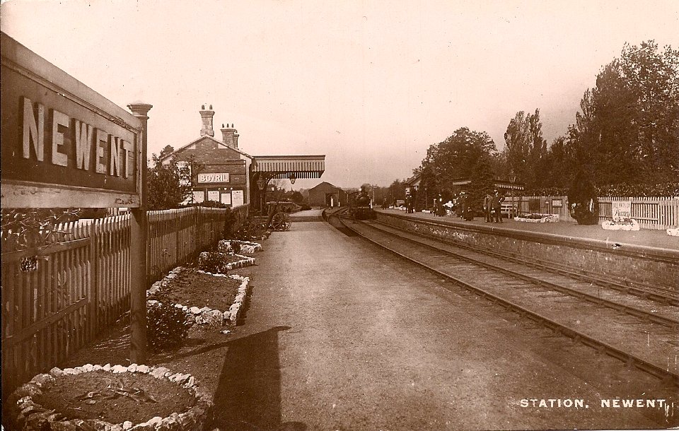 Newent railway station (postcard)