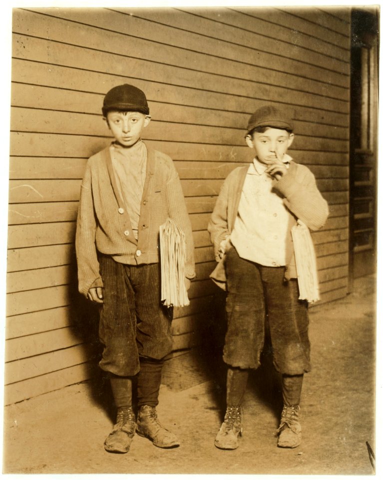 Newsies-Harry Becker, 12 years, Max Becker, 9 years. 487 Hampshire St., sell after school until 9 P.M. earn from 10 to 12 cents per day each. LOC nclc.03375