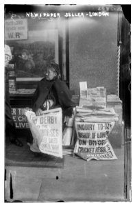 Newspaper seller, London LCCN2014688588