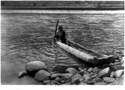 Nez Perce Canoe LCCN2002710404