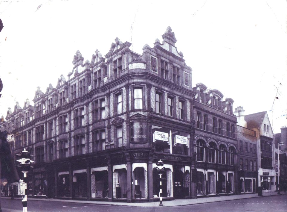 Newbery's furniture shop, Reading, c. 1939