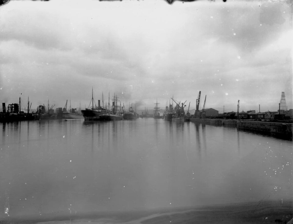 Newport Docks (4641363)