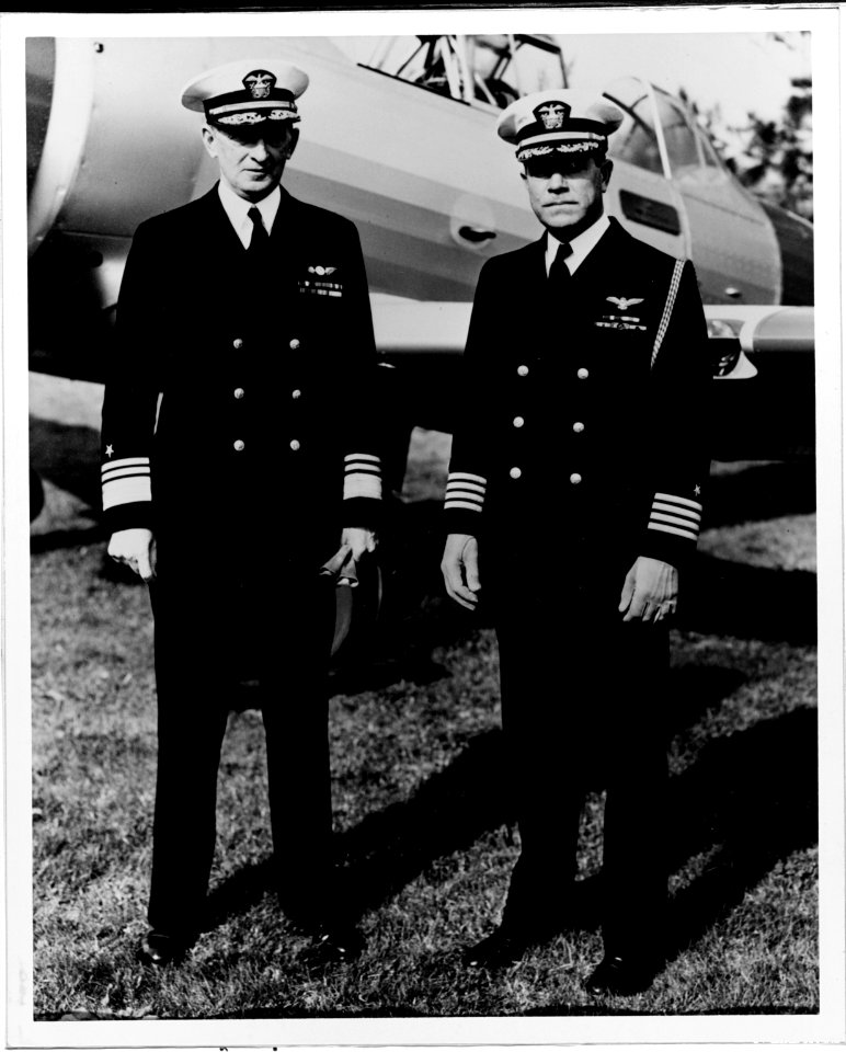 NH 49095 Vice Admiral Frederick J. Horne Commander, Aircraft Battle Force, U.S. Fleet