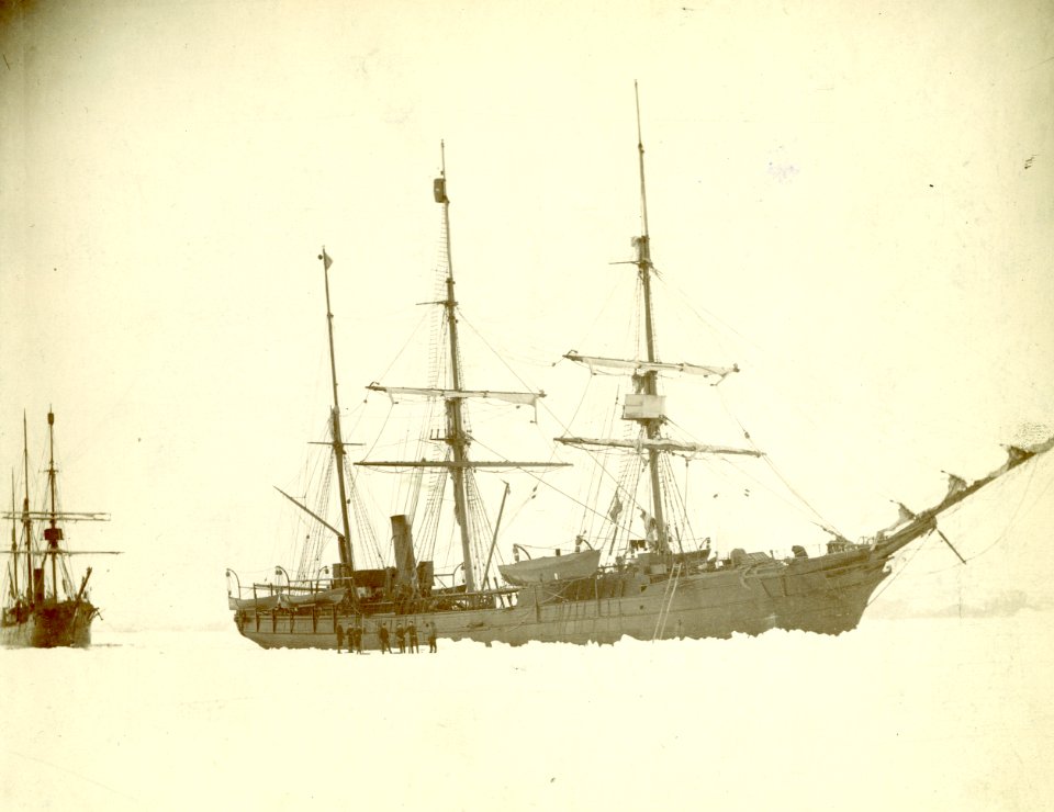 NH 02145 (18902735569)