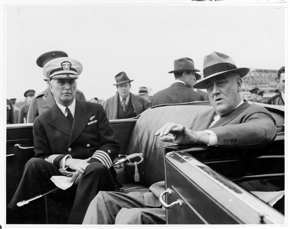 NH 120028 F.D. Roosevelt Capt Charles P. Mason