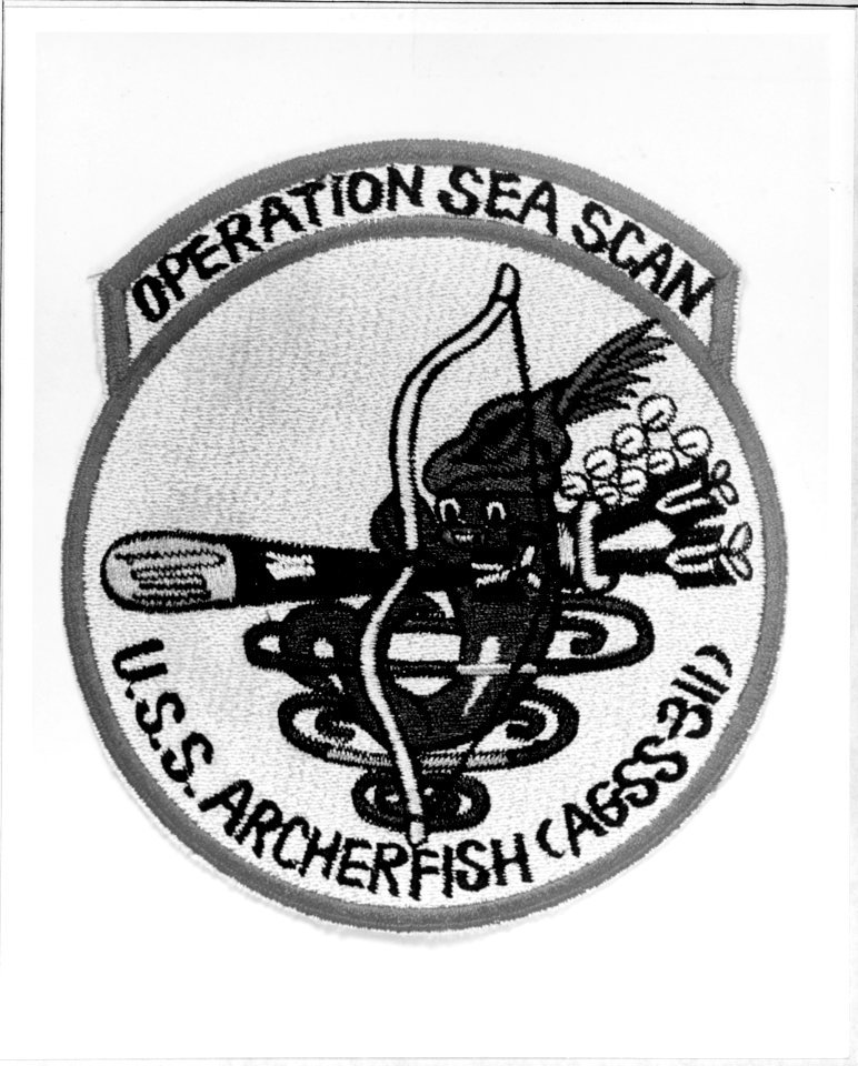 NH 65599-KN Insignia USS ARCHERFISH (AGSS-311)