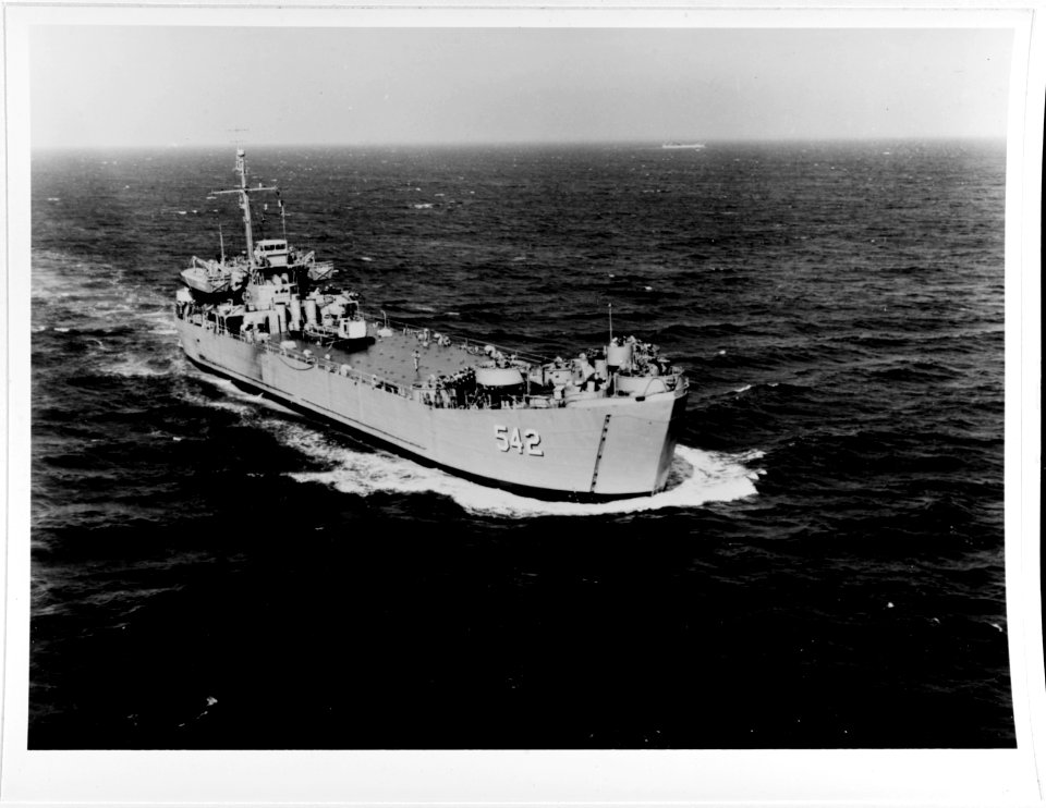 NH 84858 USS CHELAN COUNTY (LST-542)
