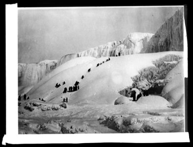 Niagara Falls LCCN2016851492