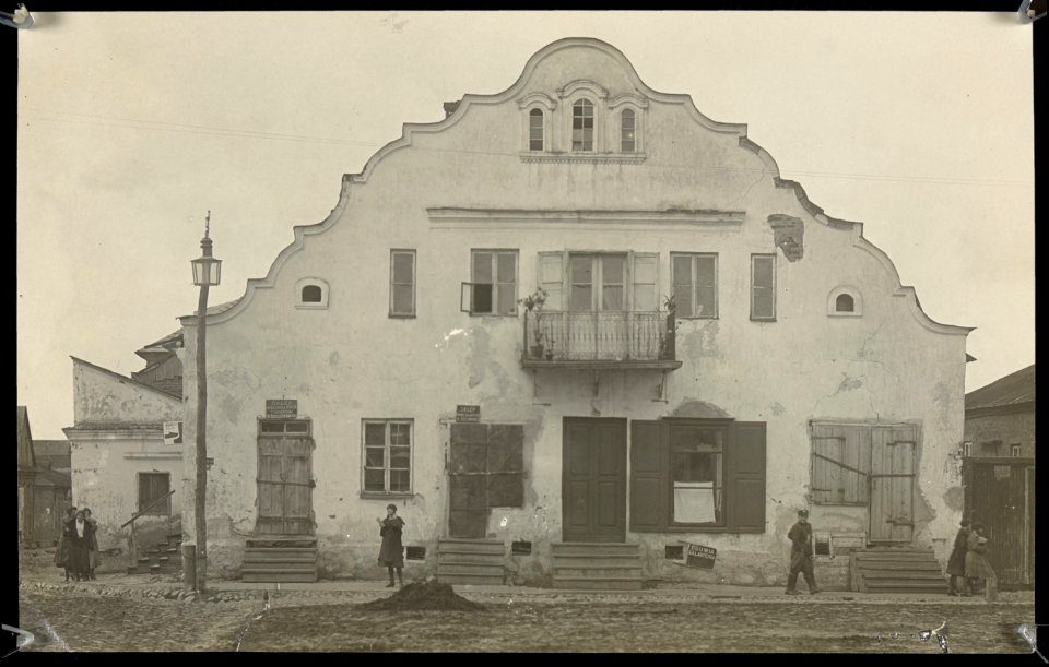 Niaśviž, Rynak, Gdański. Нясьвіж, Рынак, Гданьскі (A. Visłocki, 1923)