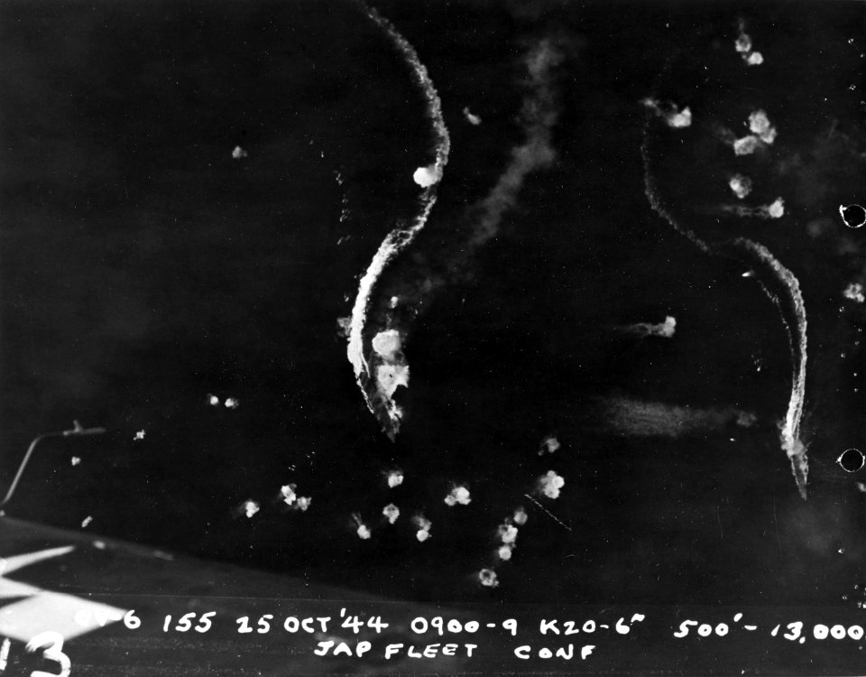 NH 95543 Battle off Cape Engano, 25 October 1944