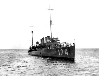 NH 71570 (26210159325)