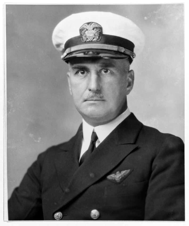 NH 48076 Lieutenant Commander Charles P. Mason, USN