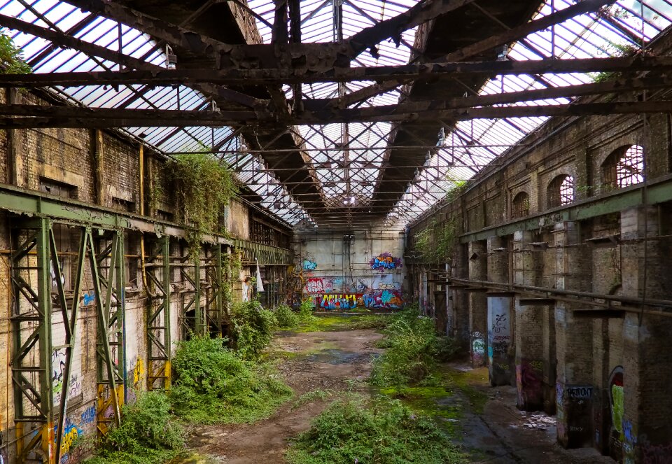 Pforphoto old decay