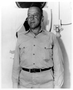 NH 81989 Captain Thomas G. W. Settle, USN