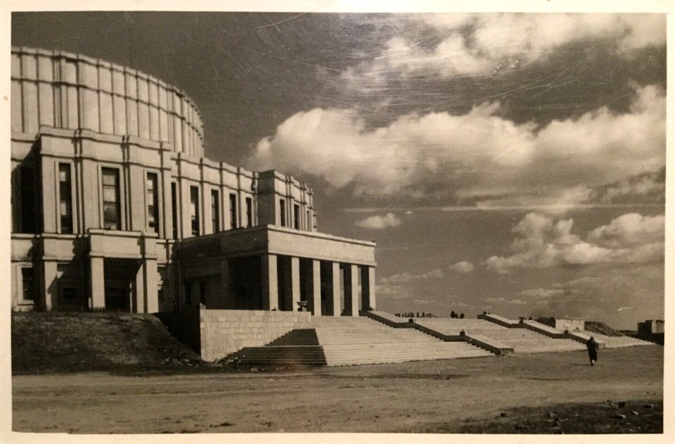 Miensk, Trajeckaja hara, Opera. Менск, Траецкая гара, Опэра (1943)