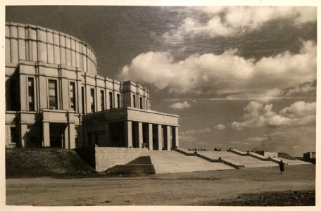 Miensk, Trajeckaja hara, Opera. Менск, Траецкая гара, Опэра (1943)
