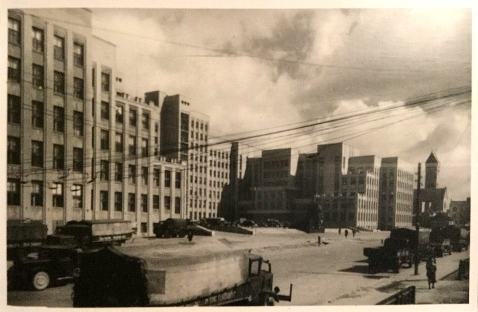 Miensk, Zacharaŭskaja, Dom uradu. Менск, Захараўская, Дом ураду (1943)