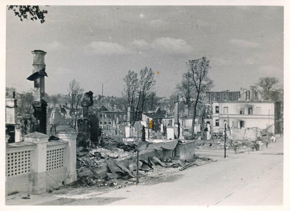 Miensk, Zacharaŭskaja-Nabiarežnaja. Менск, Захараўская-Набярэжная (1941-44)