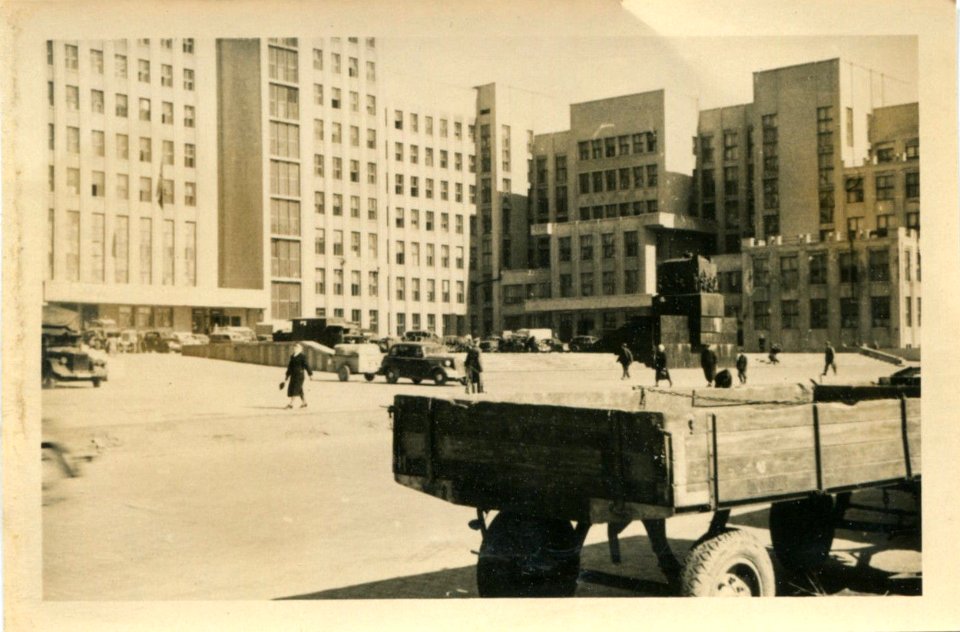 Miensk, Dom uradu. Менск, Дом ураду (04.1943)
