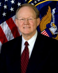 Mike McConnell, official ODNI photo portrait