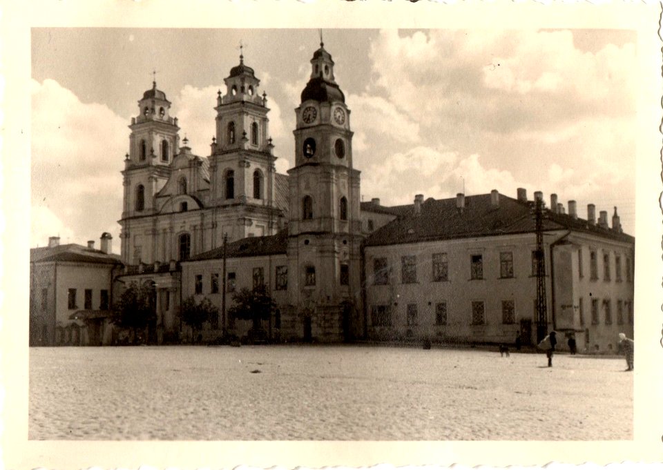Miensk, Vysoki Rynak, Jezuicki-Katedra. Менск, Высокі Рынак, Езуіцкі-Катэдра (1941-43)