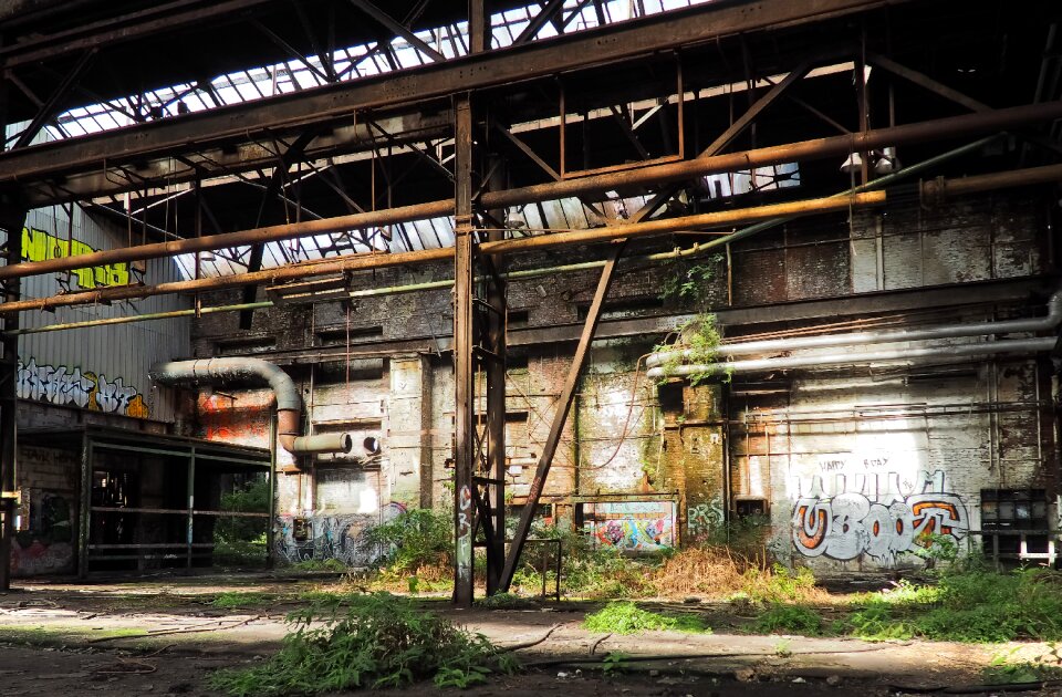 Pforphoto old decay